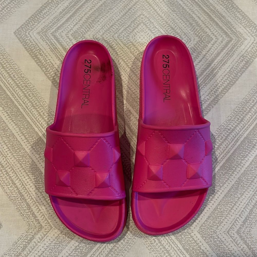 275 Central Women’s Hot Pink Fuchsia Rubber Stud Detail Slides - Size 38